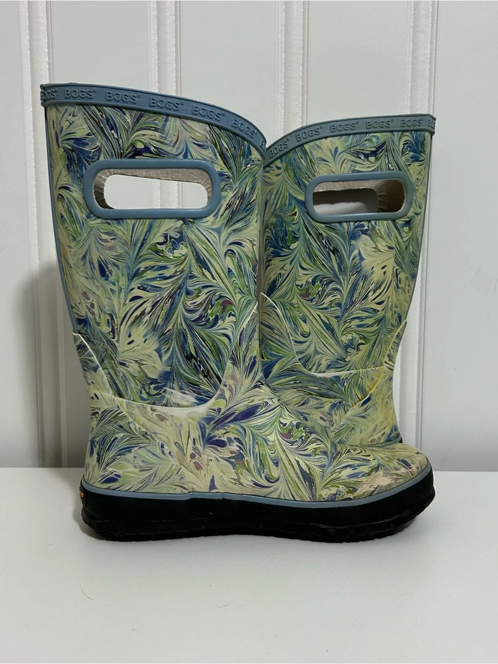 Bogs rubber rain boots blue green marble